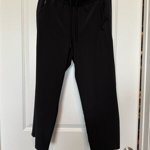 Athleta black wide legged cropped pants.